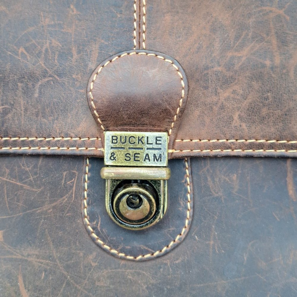 Buckle and Seam Leather Carry Bag Vintage LapTop - Picture 7 of 11
